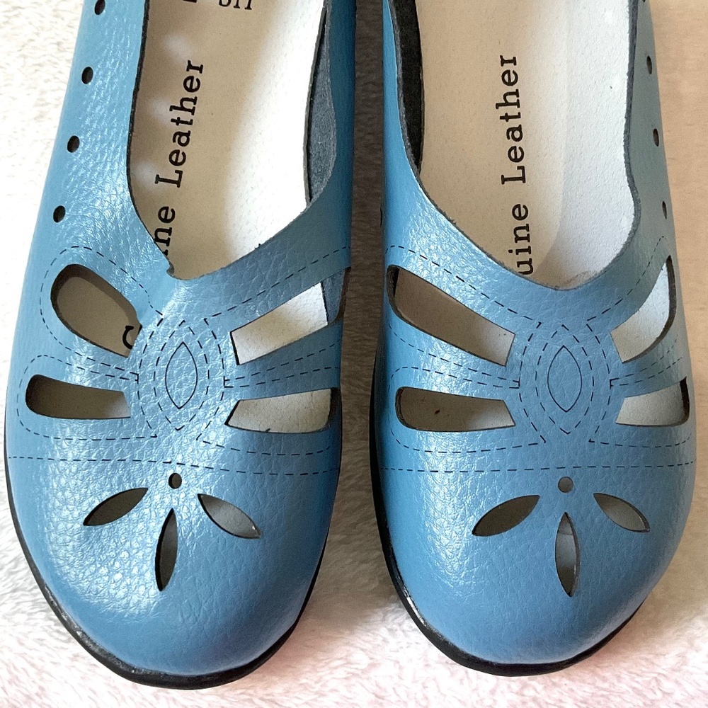 Blue Genuine Leather Minimalist Comfort Slip On Flats Cutout Shoes Size 7 - Picture 6 of 12